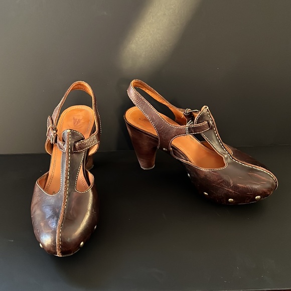 Frye Reese T strap sandals 10 - Picture 5 of 12